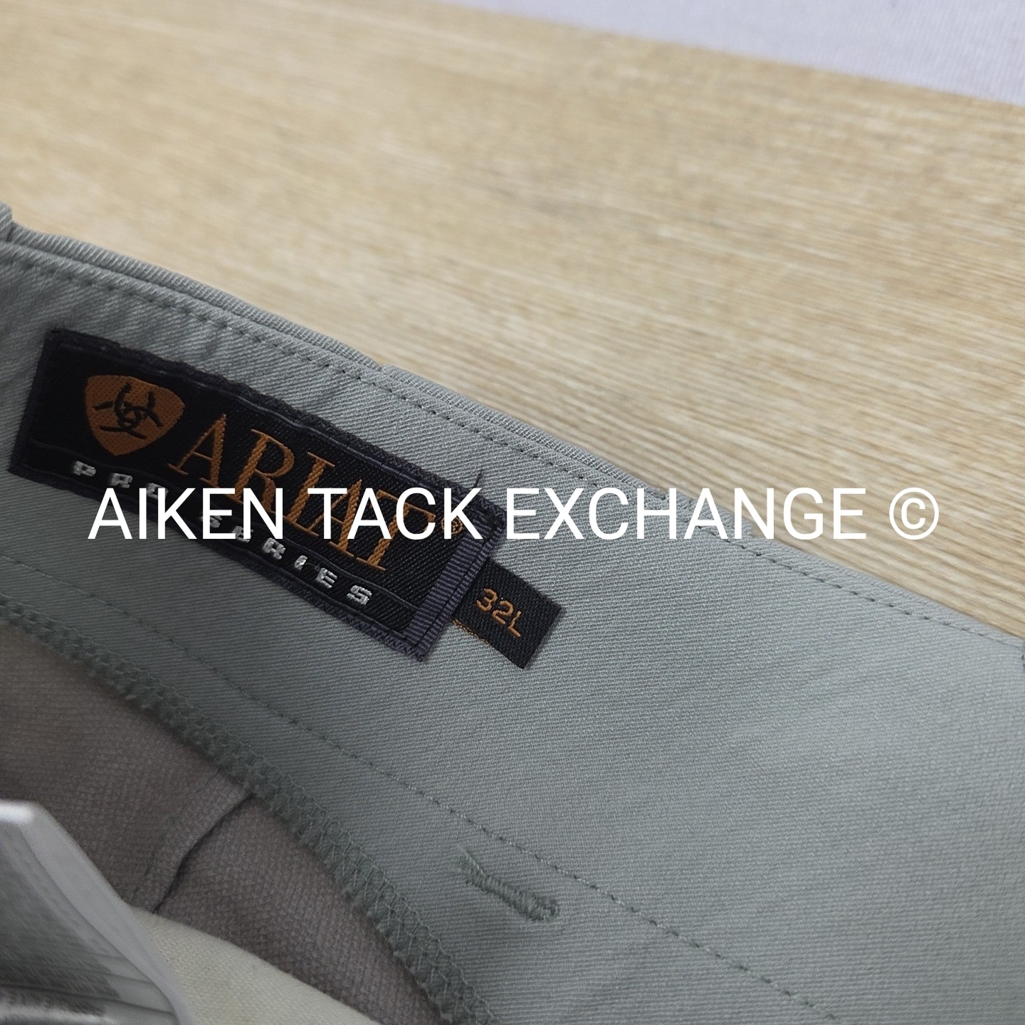 Ariat Pro Series Side Zip Knee Patch Breeches, Size 32 Long