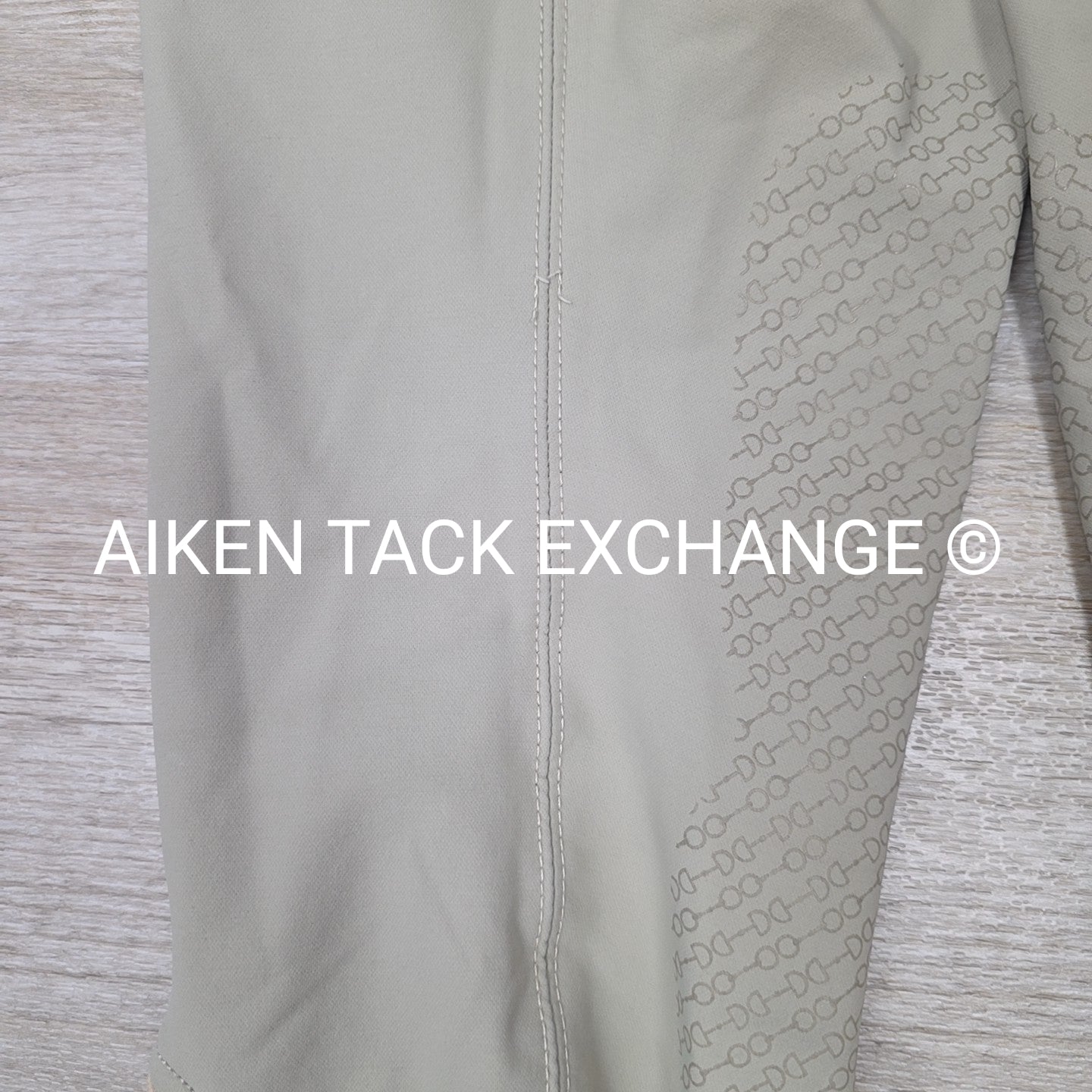BARGAIN BUNDLE: 1 Tailored Sportsman Size Zip, 1 Dover Saddlery Knee Patch, 28