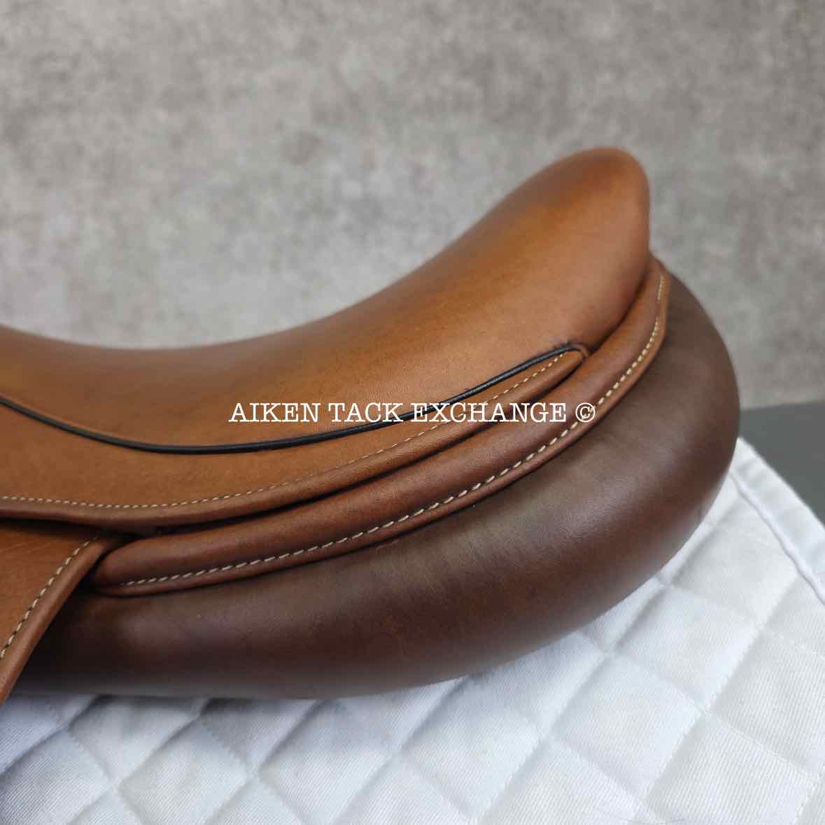 2011 Marcel Toulouse Annice Genesis Close Contact Jump Saddle, 17" Seat, Adjustable Tree, Foam Panels