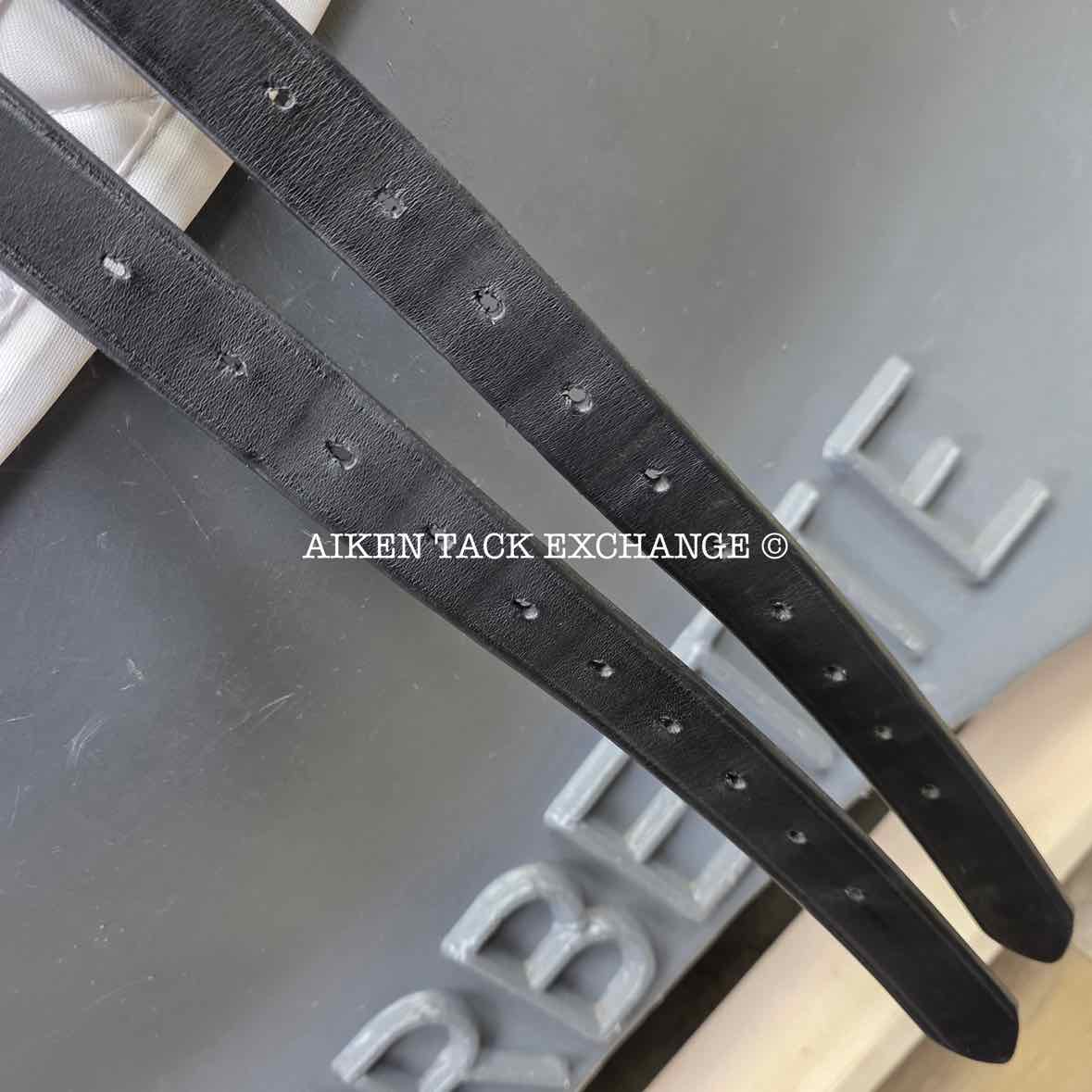 2017 Stubben Genesis Special Dressage Saddle, 17.5" Seat with Biomex, 27cm Tree - Narrow, Wool Flocked Panels