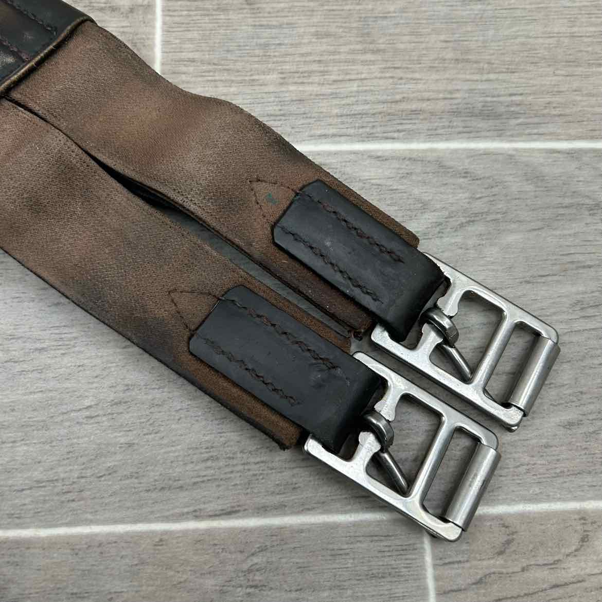 Country Logic Shoulder Relief Anatomic Girth, Brown, 48"