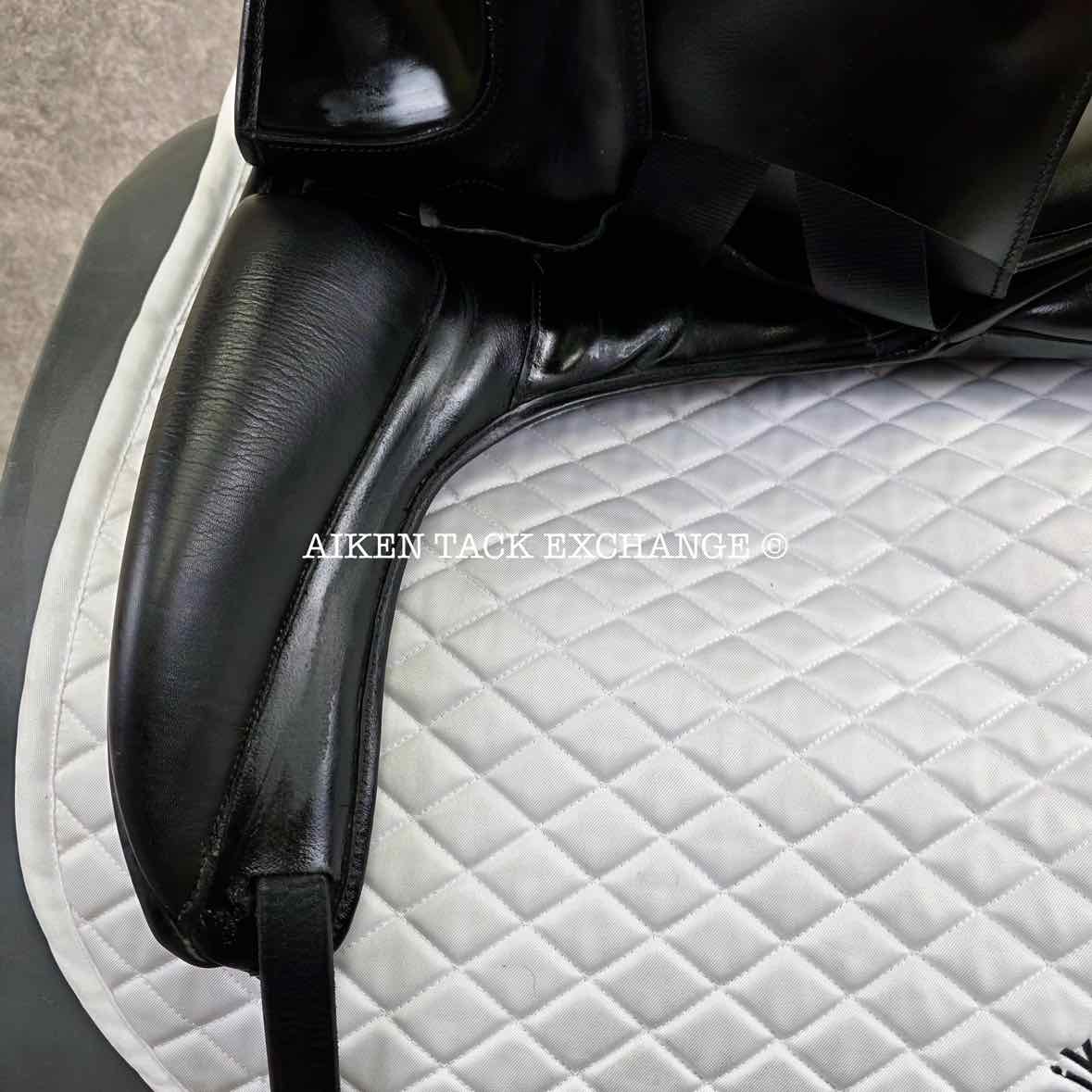 2018 Custom Saddlery Signature Steffen's Advantage Monoflap Dressage Saddle, 18" Seat, Adjustable Tree, Wool Flocked Panels