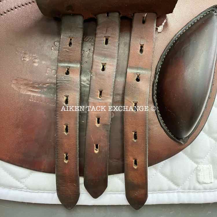 **SOLD** 2017 County Solution H/J Close Contact Jump Saddle, 17.5" Seat, Forward Flap, Medium Tree, Wool Flocked Panels