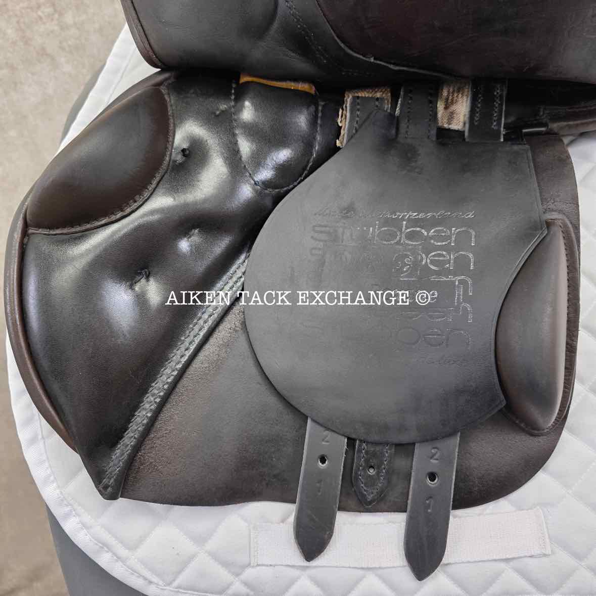 2007 Stubben Roxane Deluxe Jump Saddle, 18.5" Seat, 32cm Tree - Wide Tree, Wool Flocked Panels