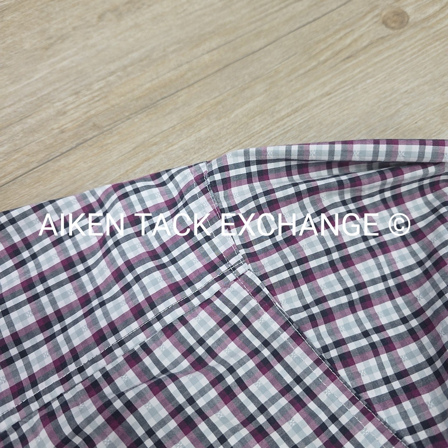 Cinch Long Sleeve Button Down Top, Size Large