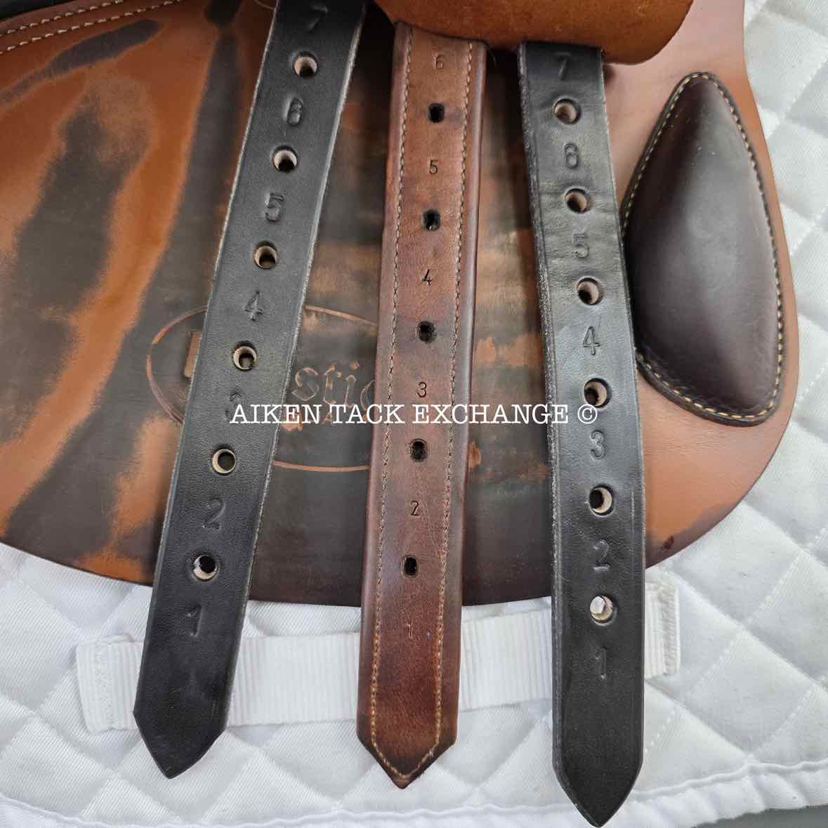 2004 Prestige Nona Garson Elite Close Contact Jump Saddle, 17" Seat, 33 Tree - Medium, Foam Panels