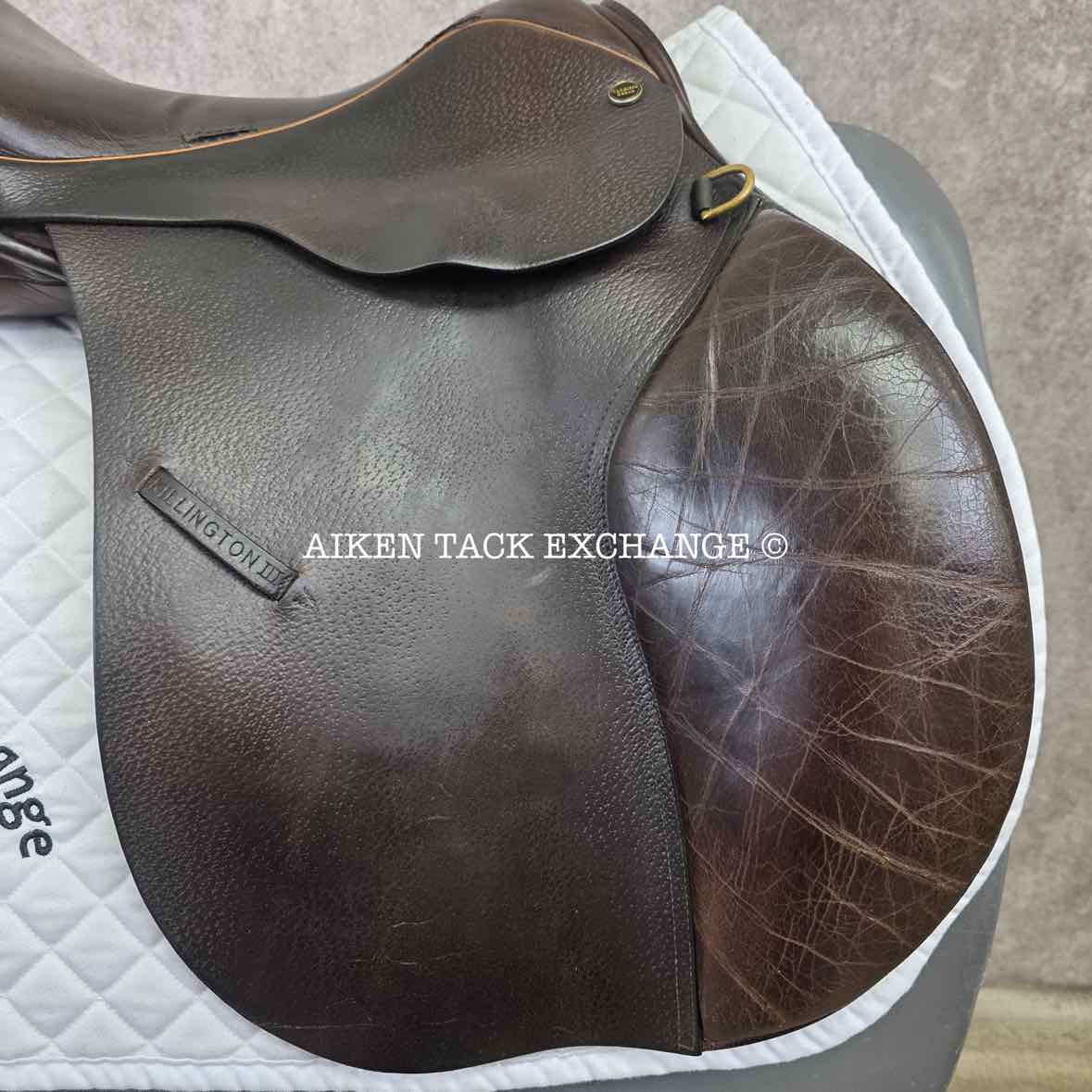 **SOLD** 2007 Saddler's Bench Killington III Jump Saddle, 17.5" Seat. Medium Wide Tree, Wool Flocked Panels