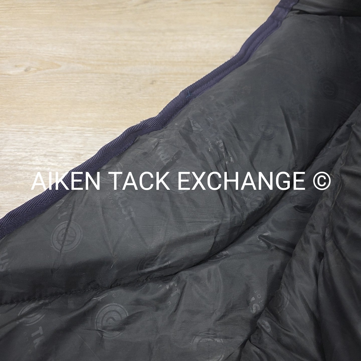 Trust Equestrian Tetris Stable Blanket, 200g fil, Size 76"