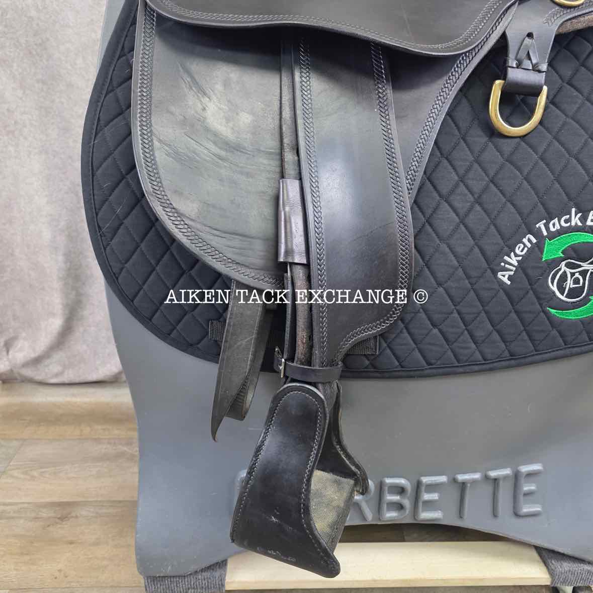 2005 Tucker 146 River Plantation Endurance Saddle, 17.5" Seat, Medium Tree - Semi QH Bars