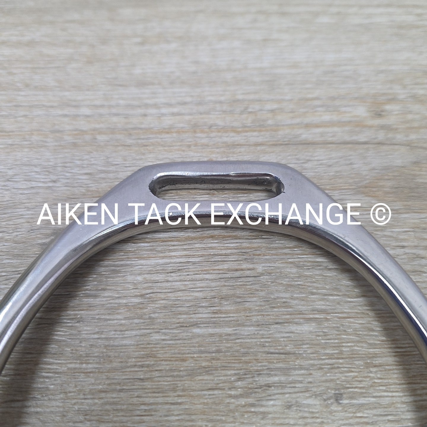 Fillis Stirrup Irons, Size 4.5" (No Pads)