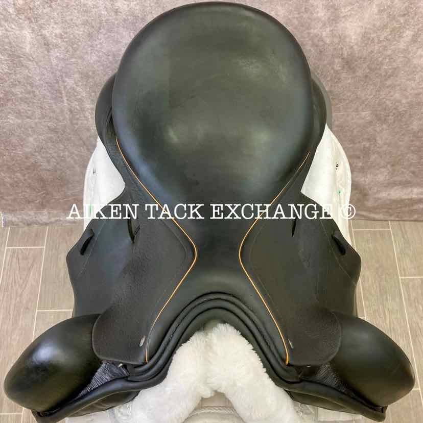 2016 Custom Saddlery Everest R Monoflap Dressage Saddle, 17.5" Seat, Adjustable