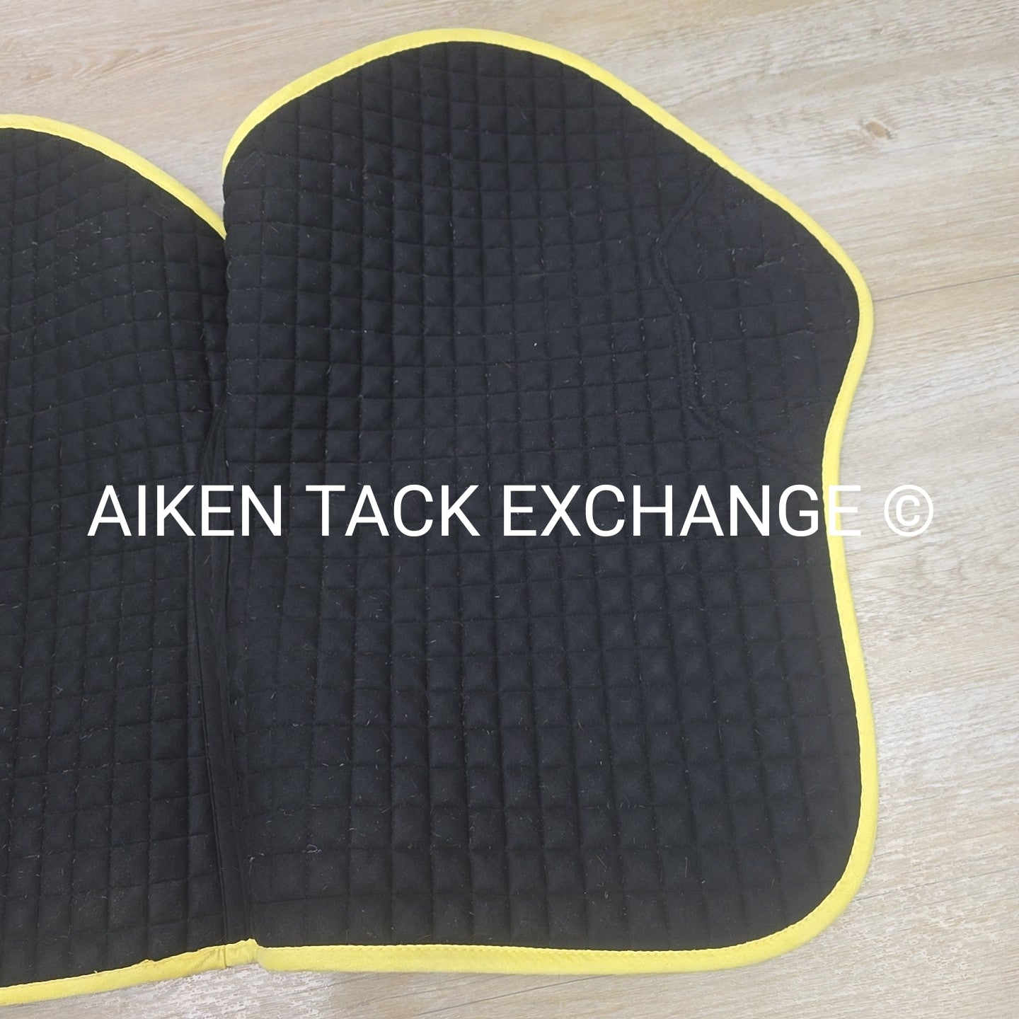LeMieux Close Contact Square Saddle Pad, Large