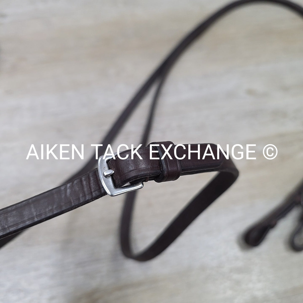 Horse Country Flat Hunt Bridle with Matching Flat Reins, Brown, Size Full