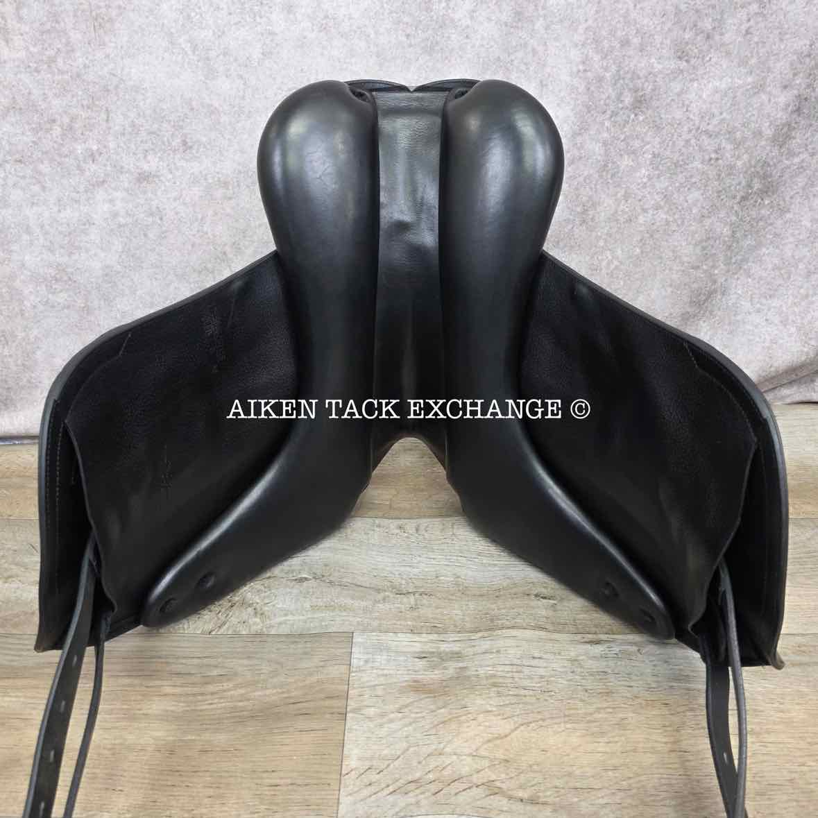 2016 Equipe Olympia Monoflap Dressage Saddle, 17.5" Seat, Medium Wide/Wide Tree, Foam Panels