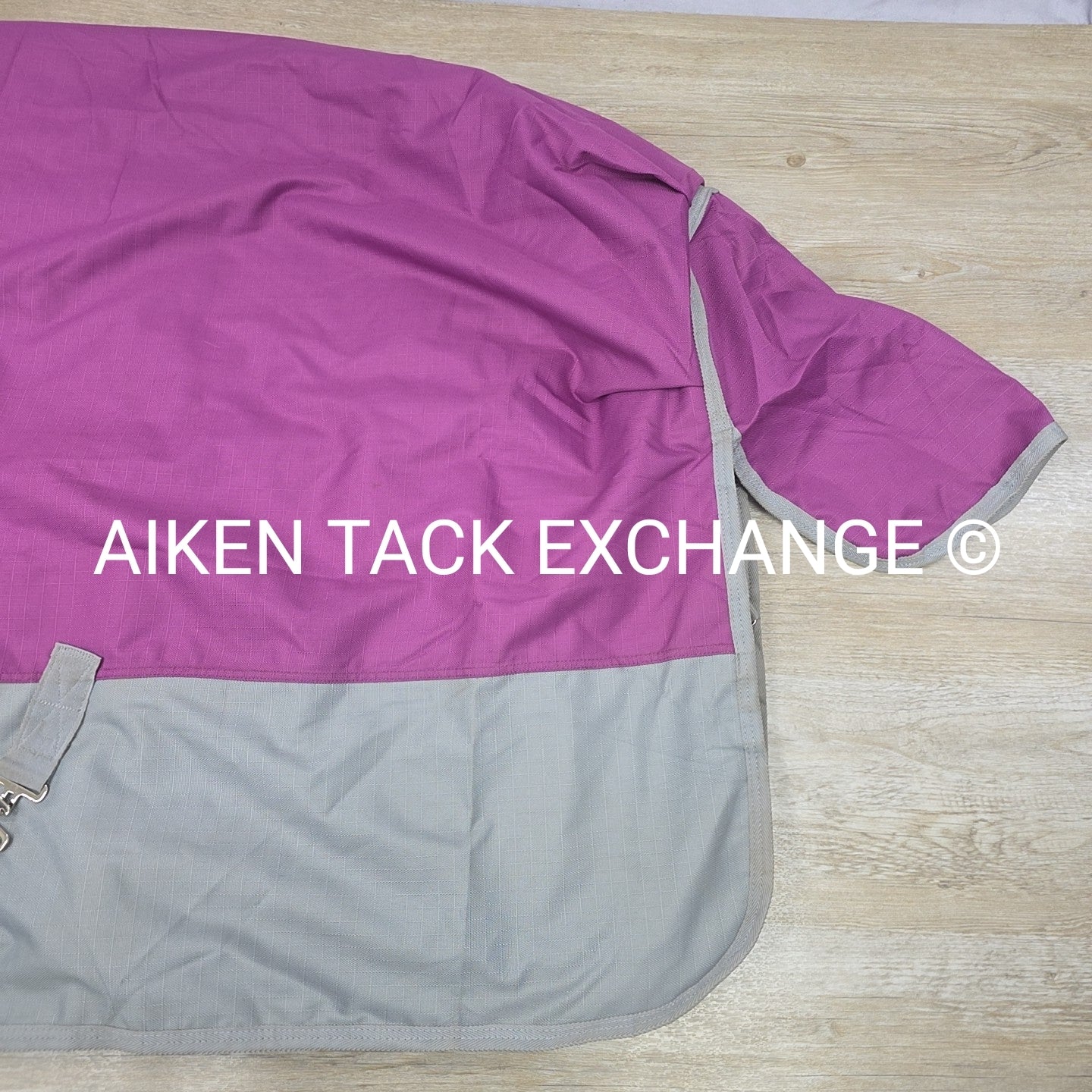 Rugged Ride 1200D Adjustable Neck Turnout Blanket, 200g fil, Size 78"