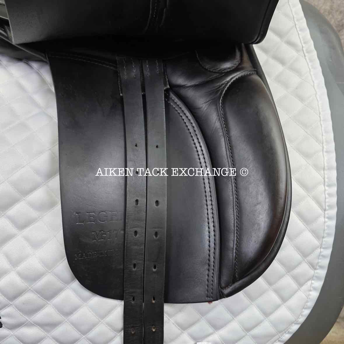 Legend Dressage Saddle, 17" Seat, M/MW Tree, Wool Flocked Panels