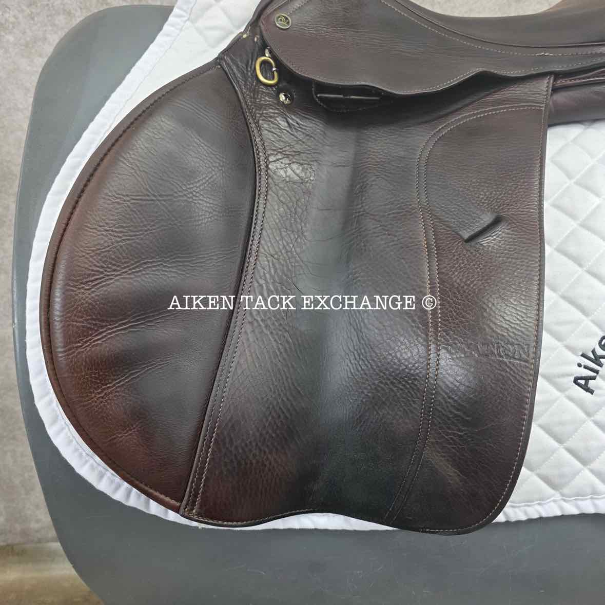 2017 Ovation San Telmo Close Contact Jump Saddle, 18" Seat, Adjustable Tree - XCH Changeable Gullet, Foam Panels
