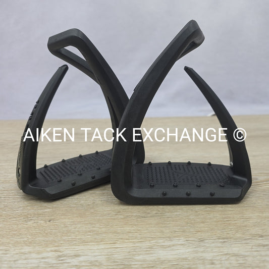 Freejump Soft'Up Lite Stirrups, 4.25"