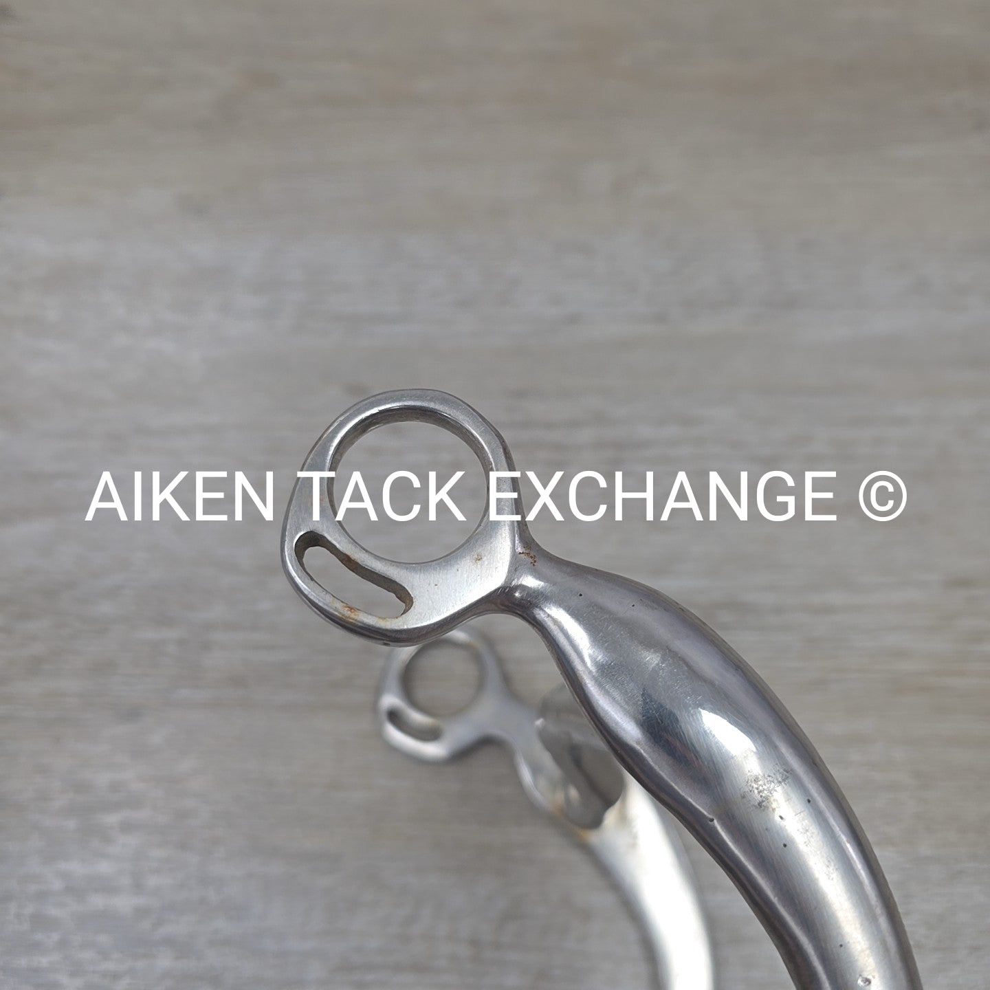 Partrade Ported Mullen Mouth Shanked Bit 5"