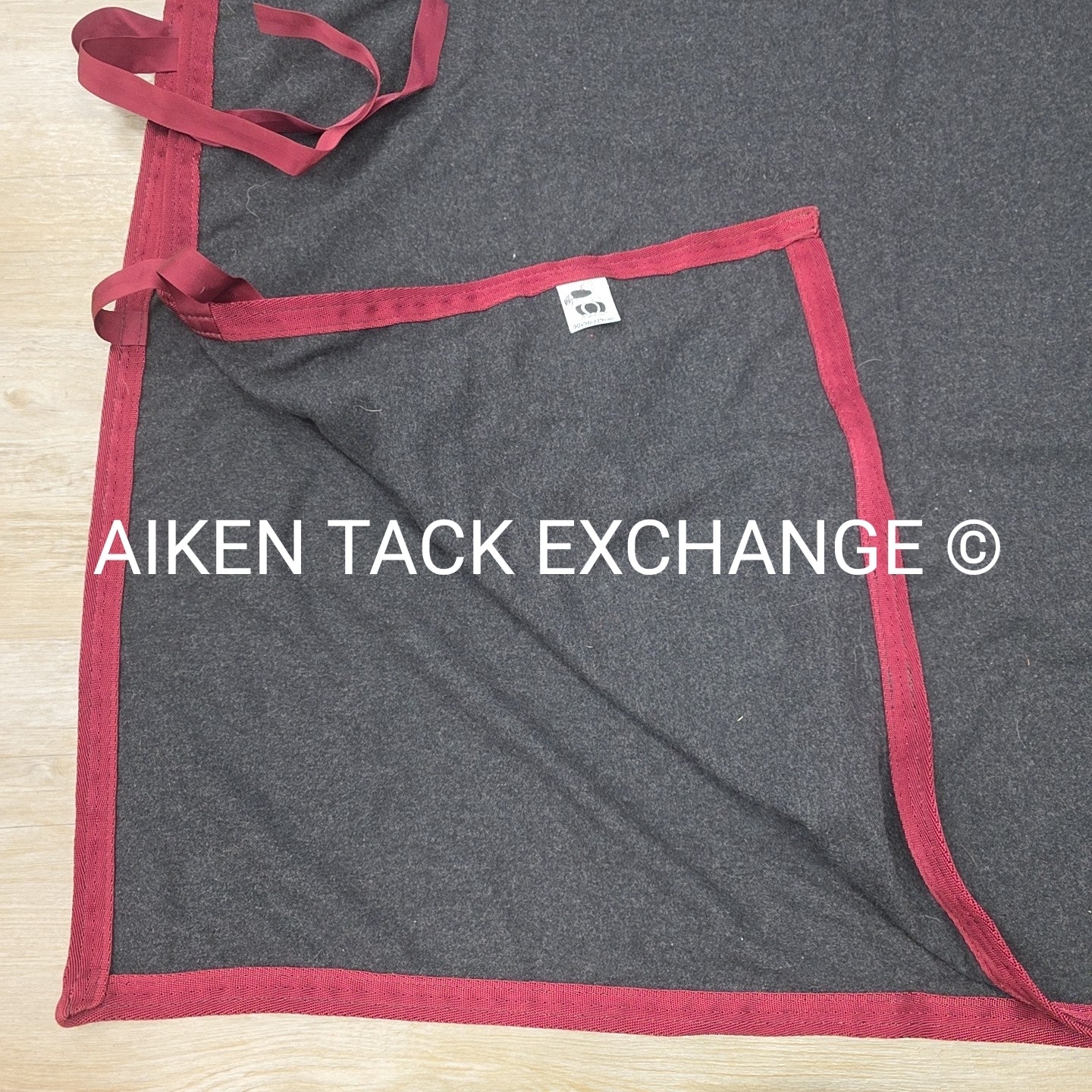 Triple Crown Wool Cooler, 90 x 96