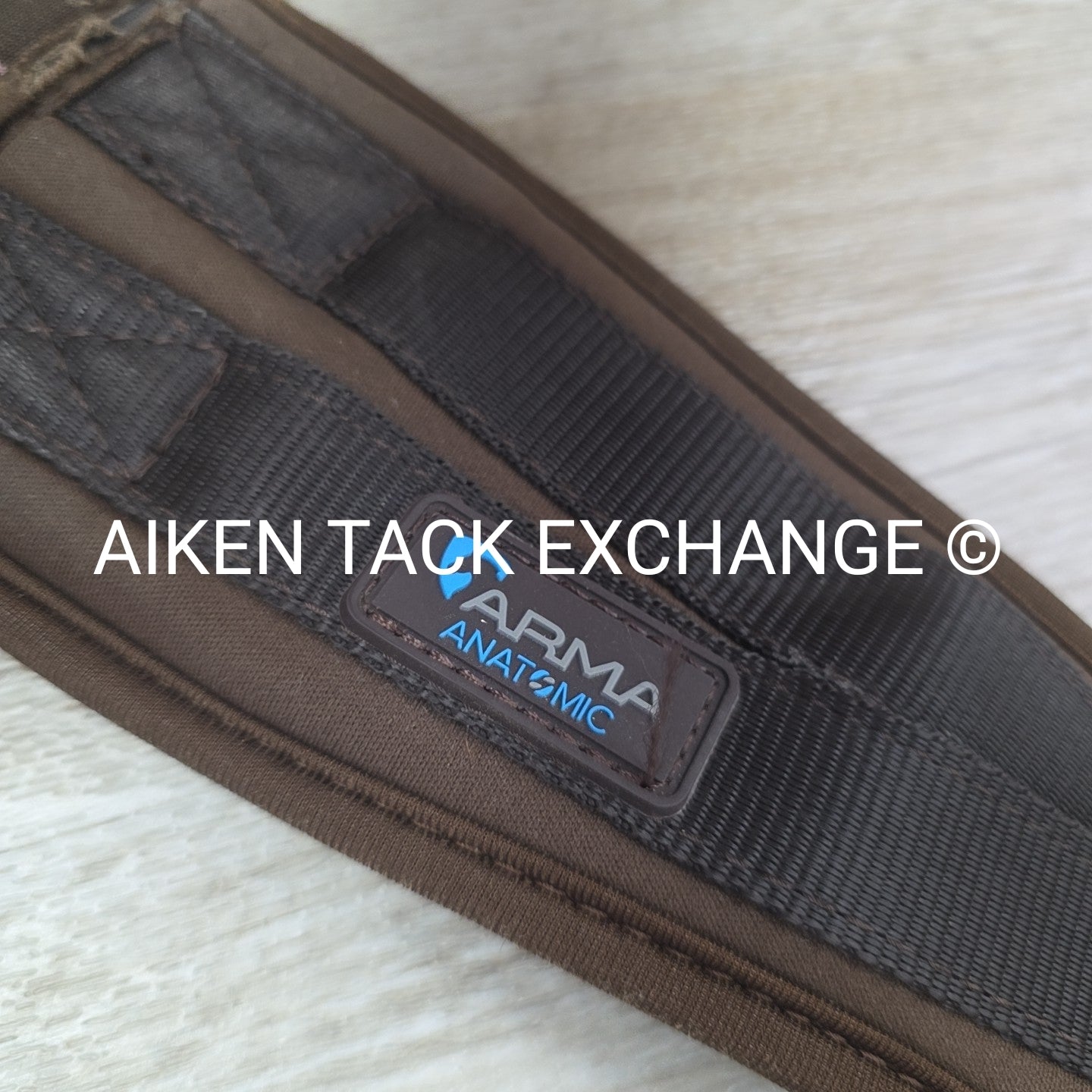 Shires Arma Memory Foam Double End Elastic Girth, Brown, 52"