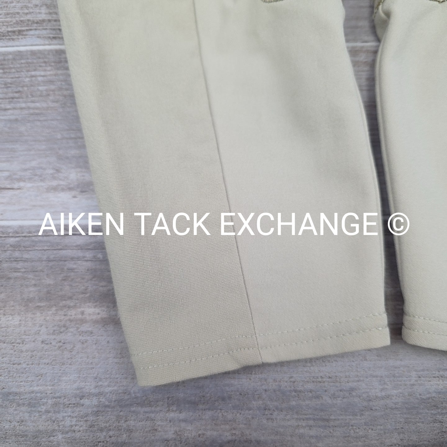 Ariat Pro Circuit Knee Patch Breeches, Size 32 R