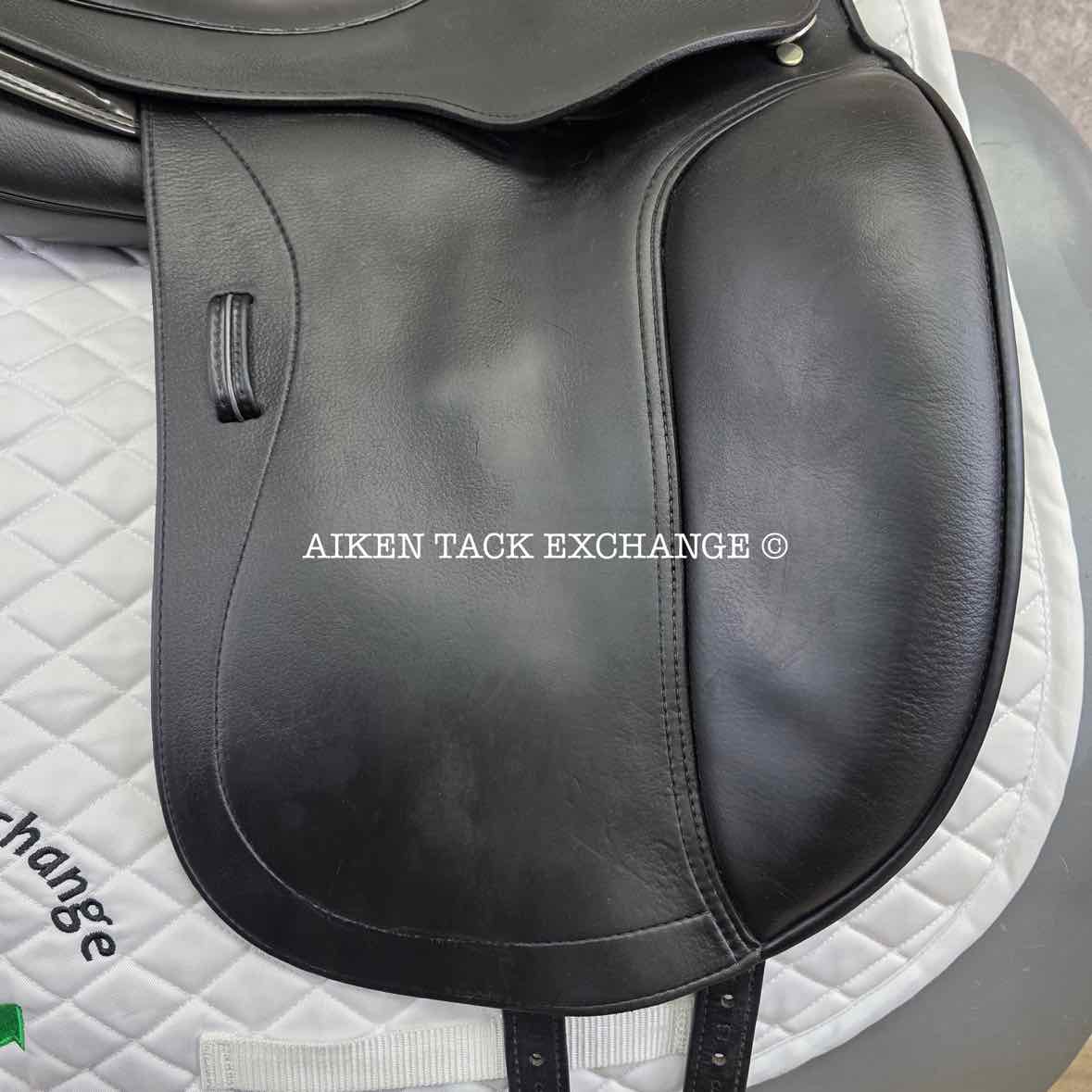 2020 Patrick Juno Monoflap Dressage Saddle, 17.5" Seat, Medium Wide Tree, Wool Flocked Panels