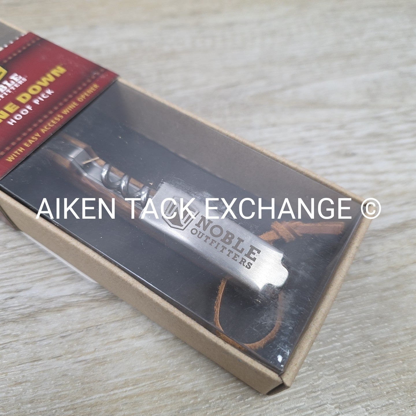 Noble Outfitters Wine Down Hoof Pick