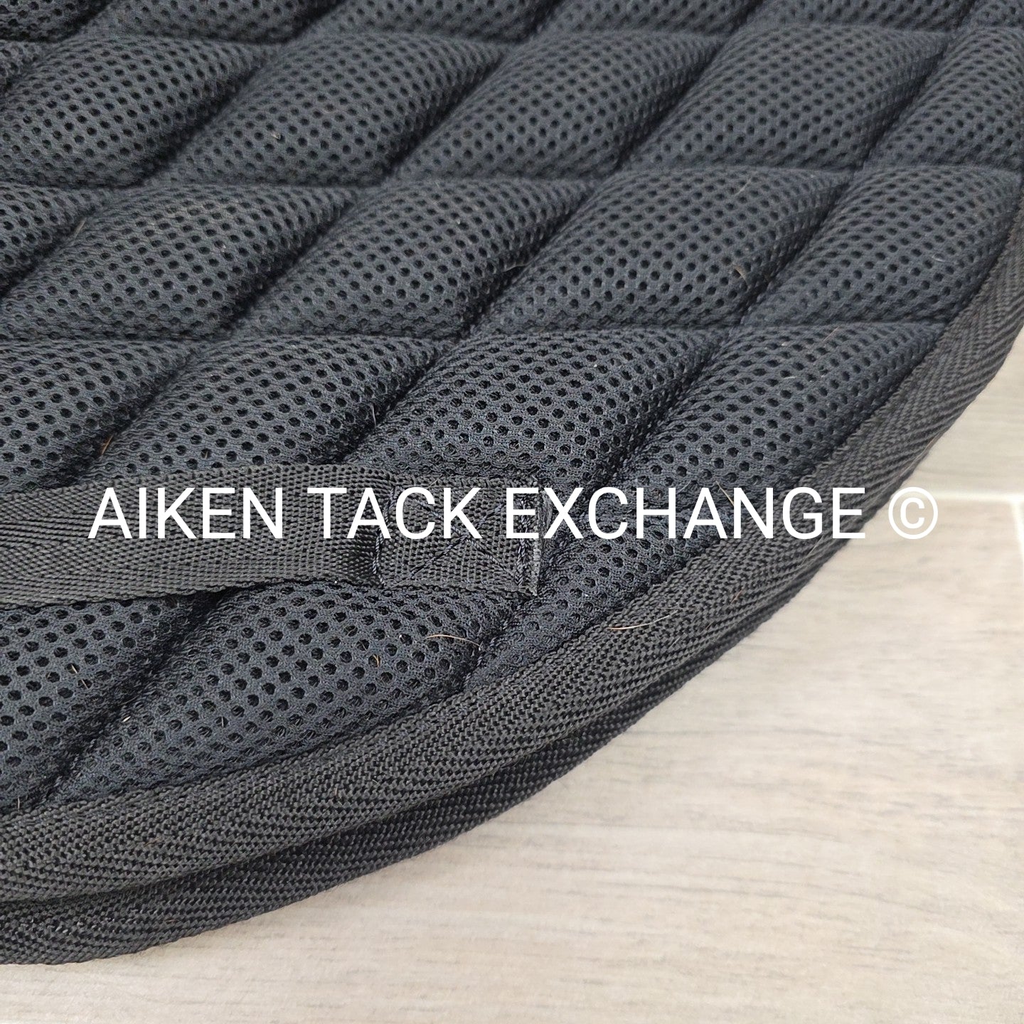 Hilison Size All Purpose Black English Saddle Pads