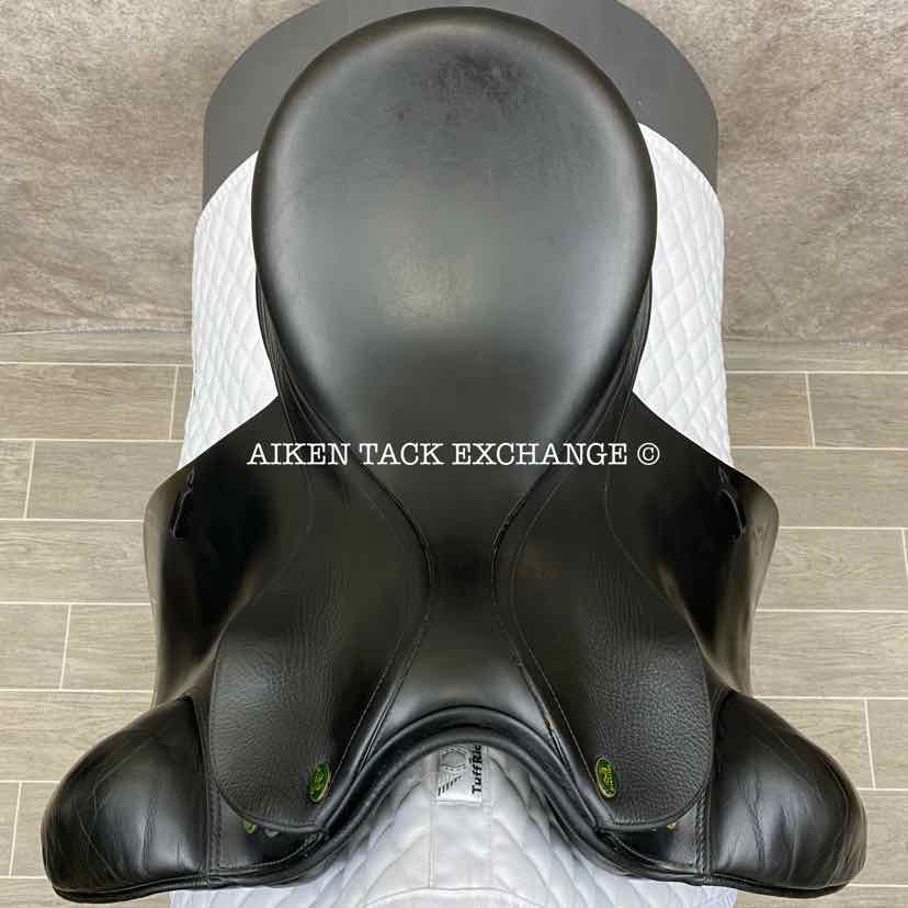 **SOLD** 2000 Prestige Dressage 2000 Saddle, 17.5" Seat, 34 Tree - Medium Wide, Wool Flocked Panels