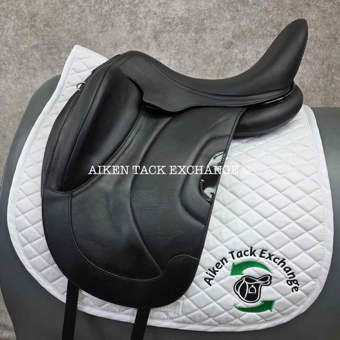 2025 Antares Tempo Monoflap Dressage Saddle, 18" Seat, 4C Flap, Medium Tree, Foam Panels, Full Buffalo Leather