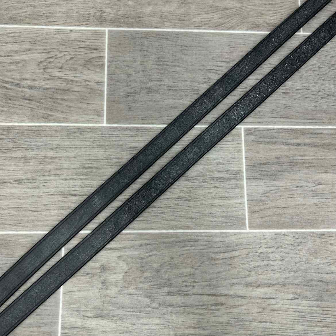 Ovaton Half Hole Stirrup Leathers, Black, 57", Brand New