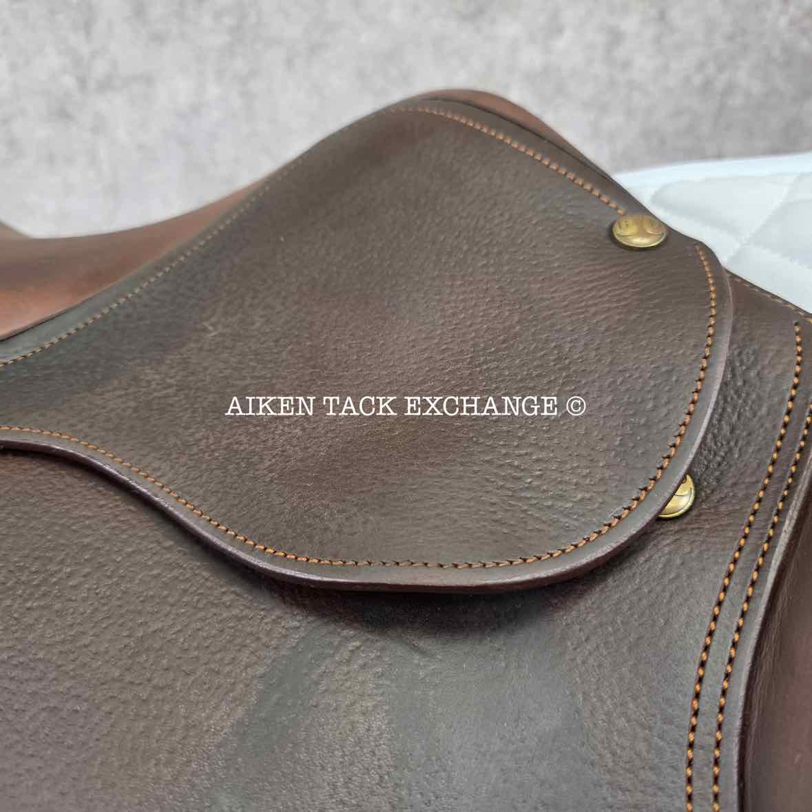 2019 Bruno Delgrange Nino Close Contact Jump Saddle, 15.5" Seat, 1A Flap, M/MW Tree, Foam Panels