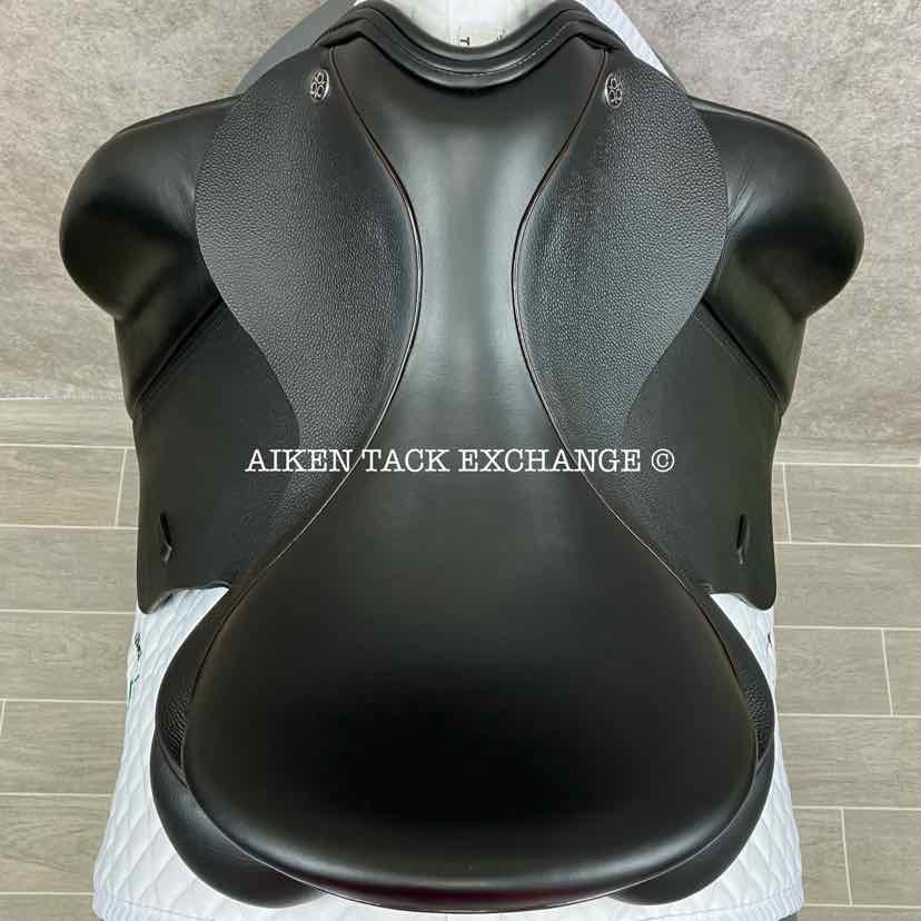 2022 Trilogy Verago Elite Dressage Saddle, 18" Seat, Medium Tree, Wool Flocked Panels