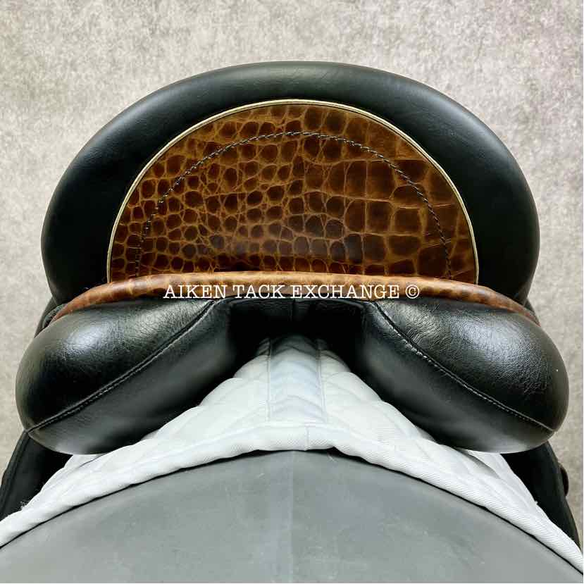 2018 Custom Saddlery Icon Star Monoflap Dressage Saddle, 17" Seat, Short Flap, Adjustable Tree, Wool Flocked Panels