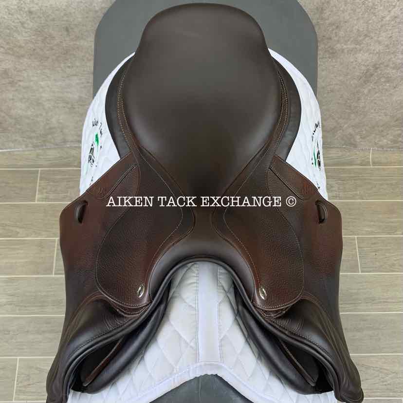 2021 CWD SE03 Close Contact Jump Saddle, 17.5" Seat, 3L Flap, Medium Tree, Foam Panels