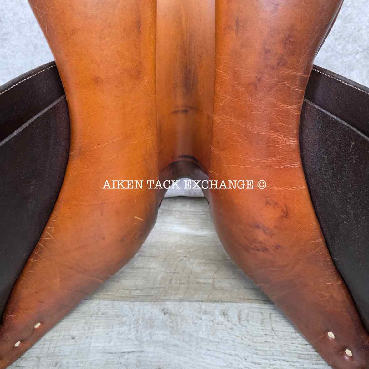 Pessoa Close Contact Jump Saddle, 17.5" Seat, Medium Tree, Foam Panels