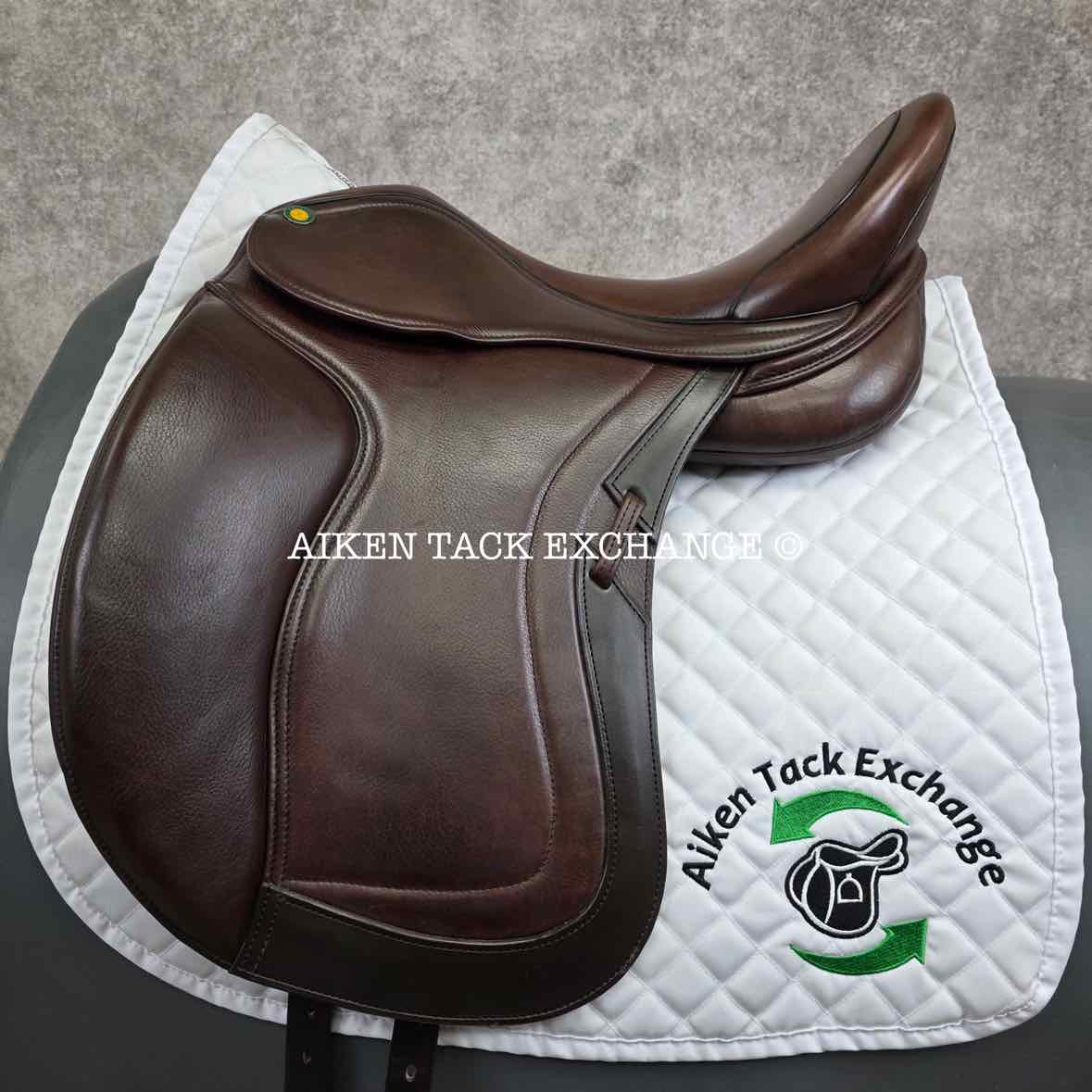 **SOLD** 2022 JC Performance Line P1 Dressage Saddle, 18" Seat, 34 Tree - Medium Wide, Wool Flocked Pony Panels