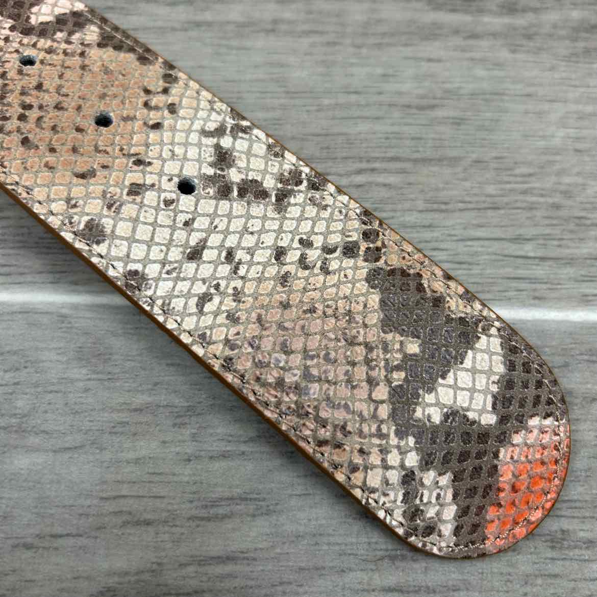Tailored Sportsman Wide Snakeskin Belt, Size Small