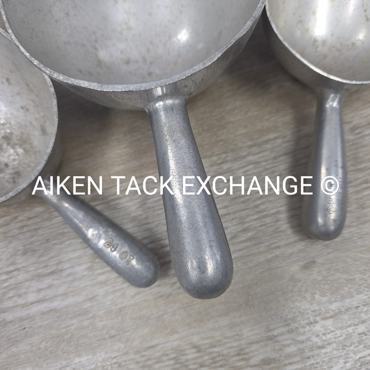 BARGAIN BUNDLE: 3 Metal Feed Scoops