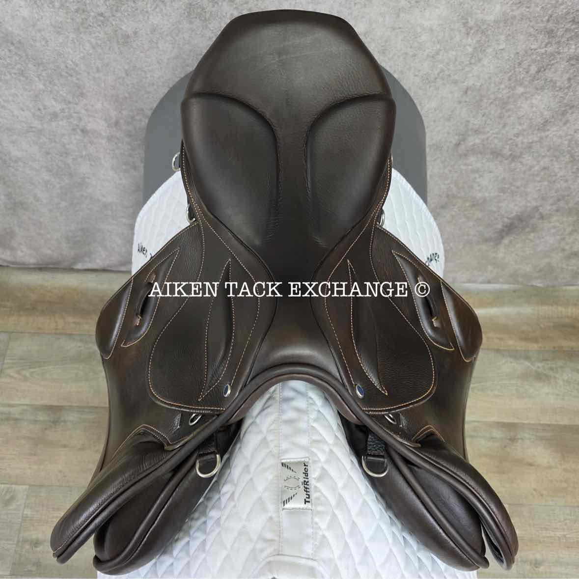 **SOLD** 2020 Stubben Phoenix Elite Jump Saddle, 17.5" Seat with Biomex, 28cm Tree - Medium, Wool Flocked Panels