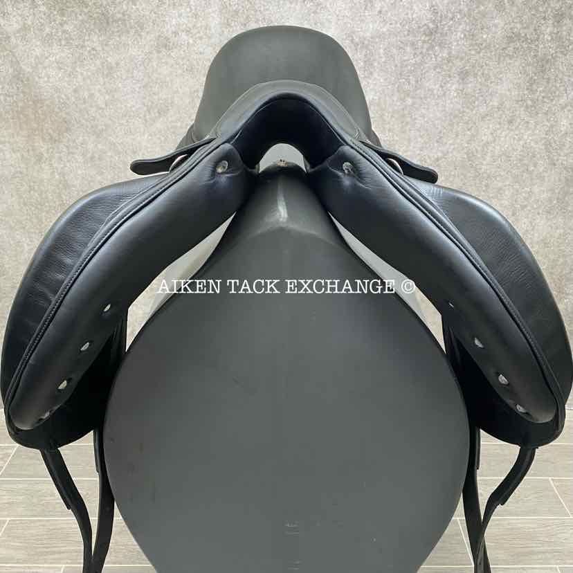 2014 Antares Cadence Monoflap Dressage Saddle, 18" Seat, 2N Flap, Medium Wide Tree, Foam Panels, Full Buffalo Leather