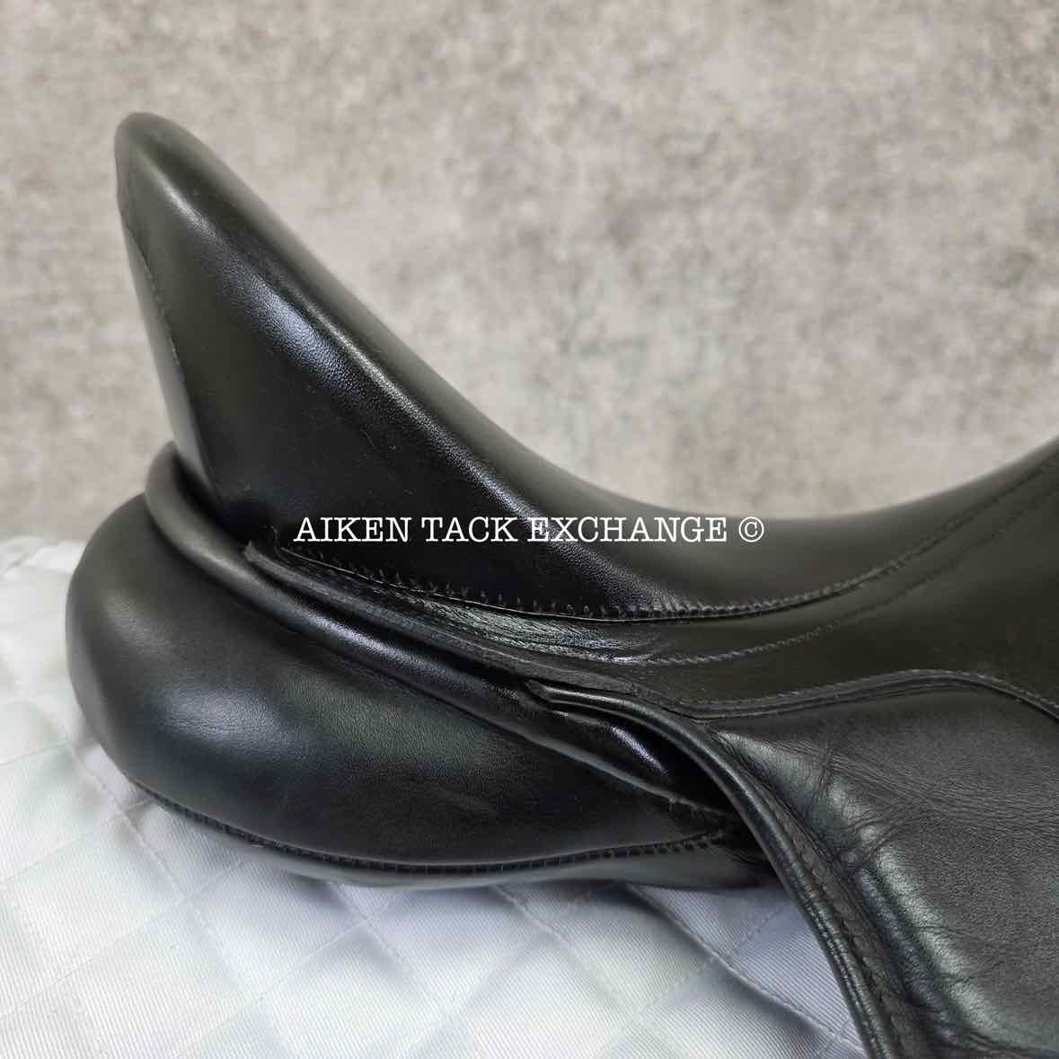 2000 Kieffer Action Dressage Saddle, 17" Seat, Medium Tree, Wool Flocked Panels