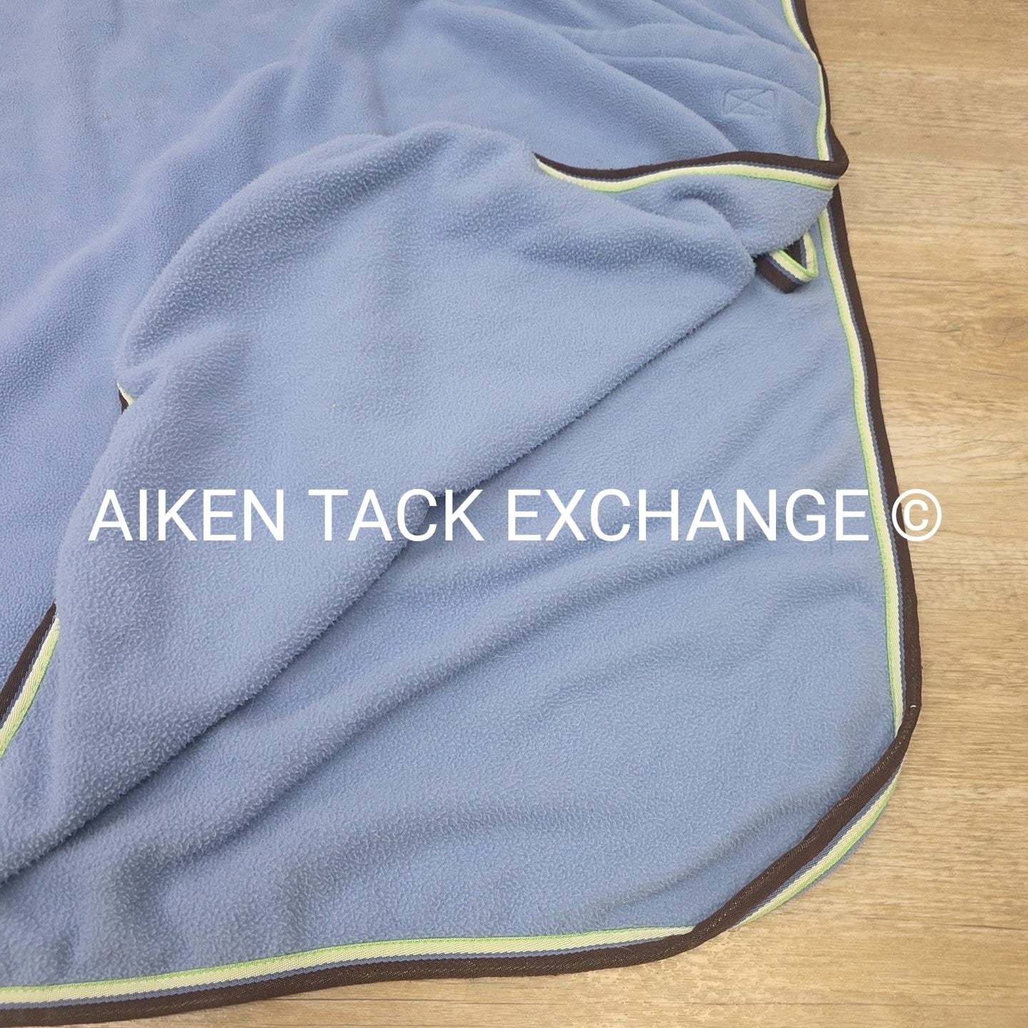 Eskadron Velcro Front Closure Fleece Cooler, Size Medium (73")