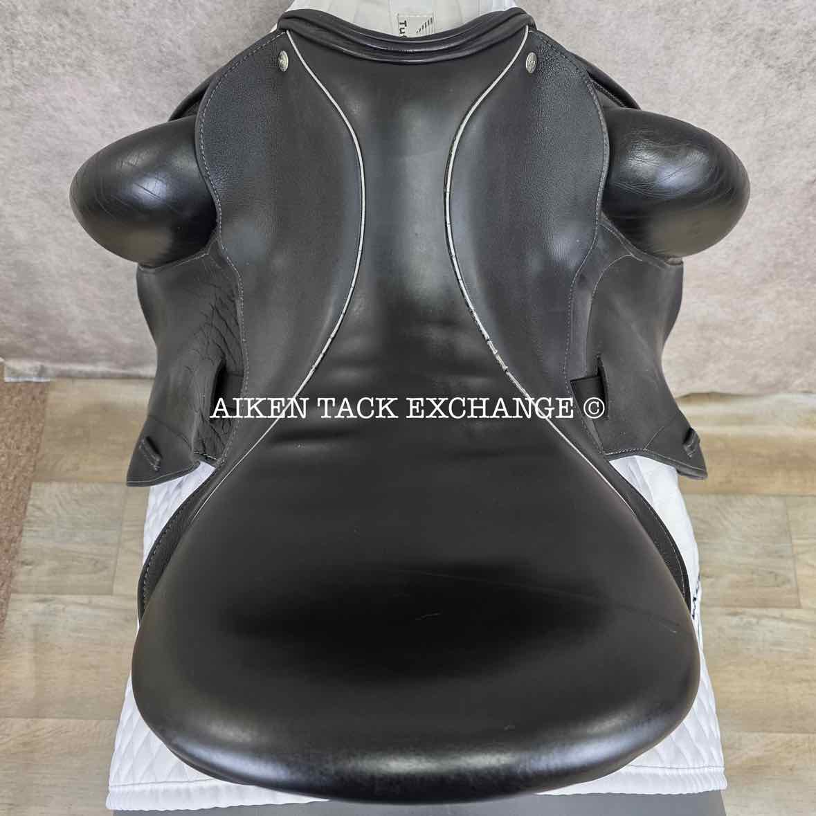 2019 Custom Saddlery Icon Star Monoflap Dressage Saddle, 18" Seat, Adjustable Tree, Wool Flocked Panels