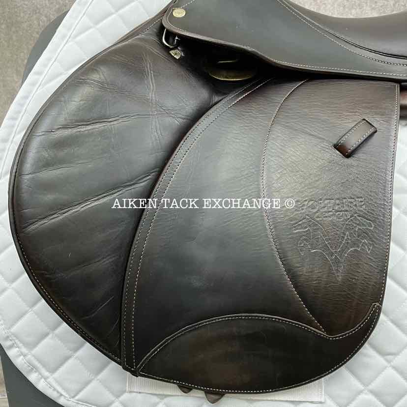 **SOLD** 2013 Voltaire Palm Beach Close Contact Jump Saddle, 17" Seat, 2A Flap, Medium Wide Tree, FIN Panels, Full Buffalo Leather