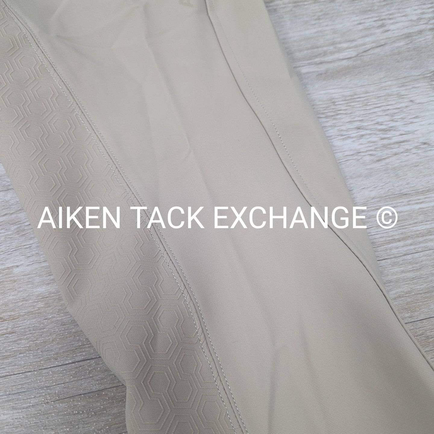 Ariat Tri Factor Silicone Grip Full Seat Breeches, Size 32 R