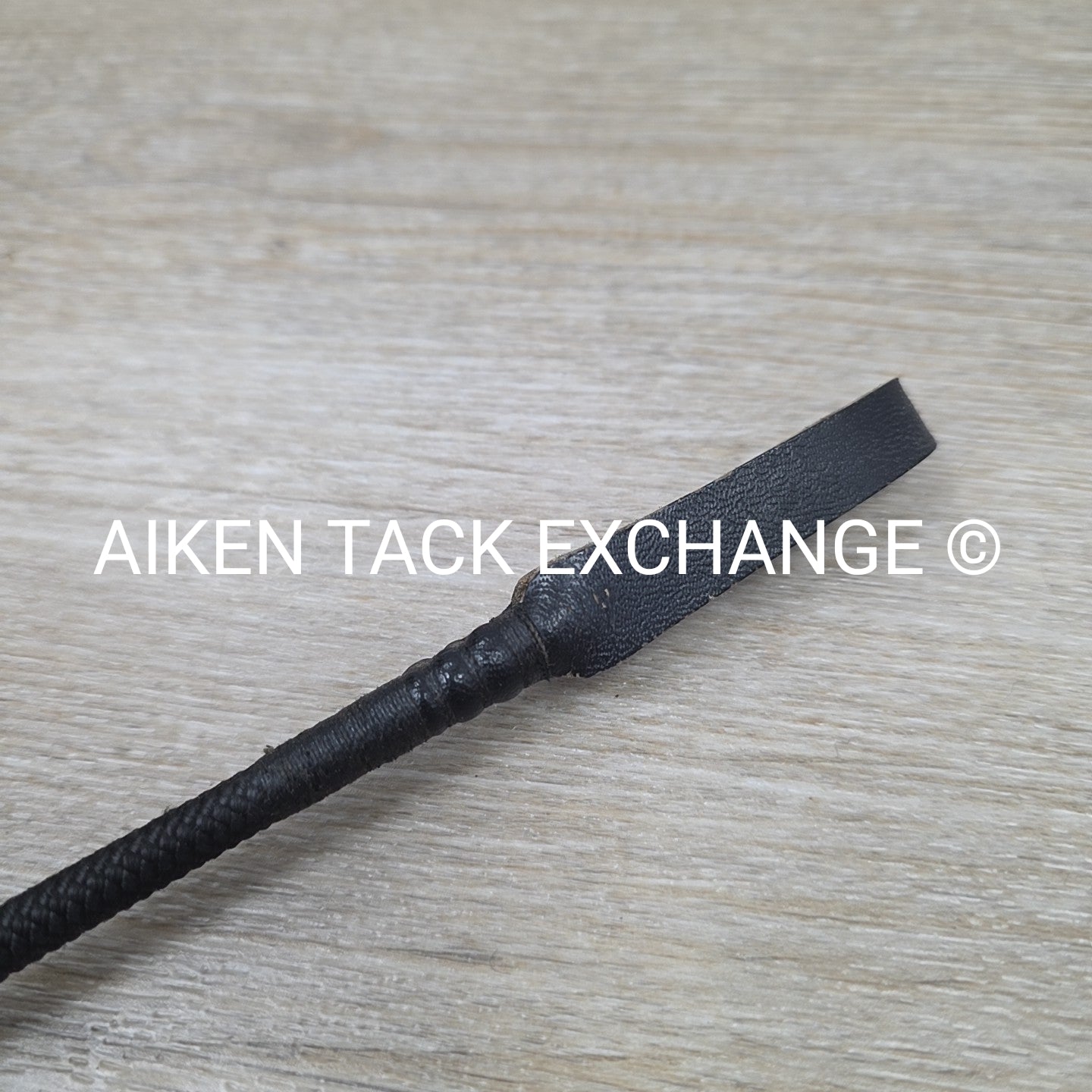 County Riding Crop / Whip with Loop Handle, Black
