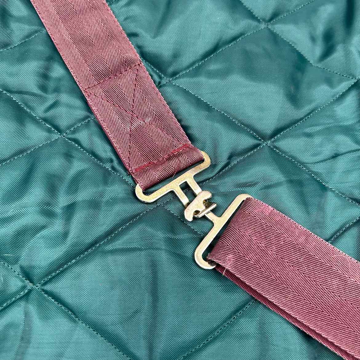 Stable Blanket, 84'