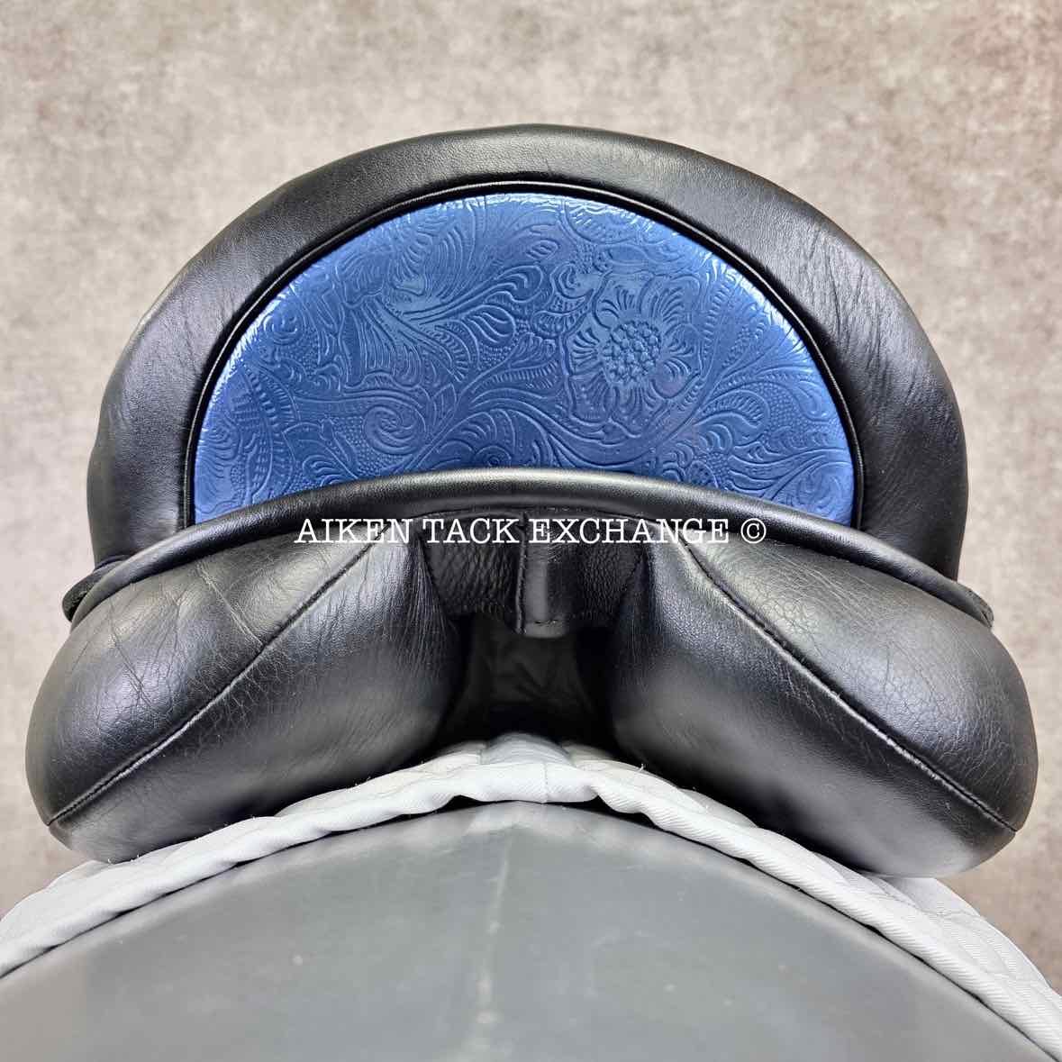 2019 Custom Saddlery Icon Flight Monoflap Dressage Saddle, 18" Seat, Adjustable Tree, Wool Flocked Panels